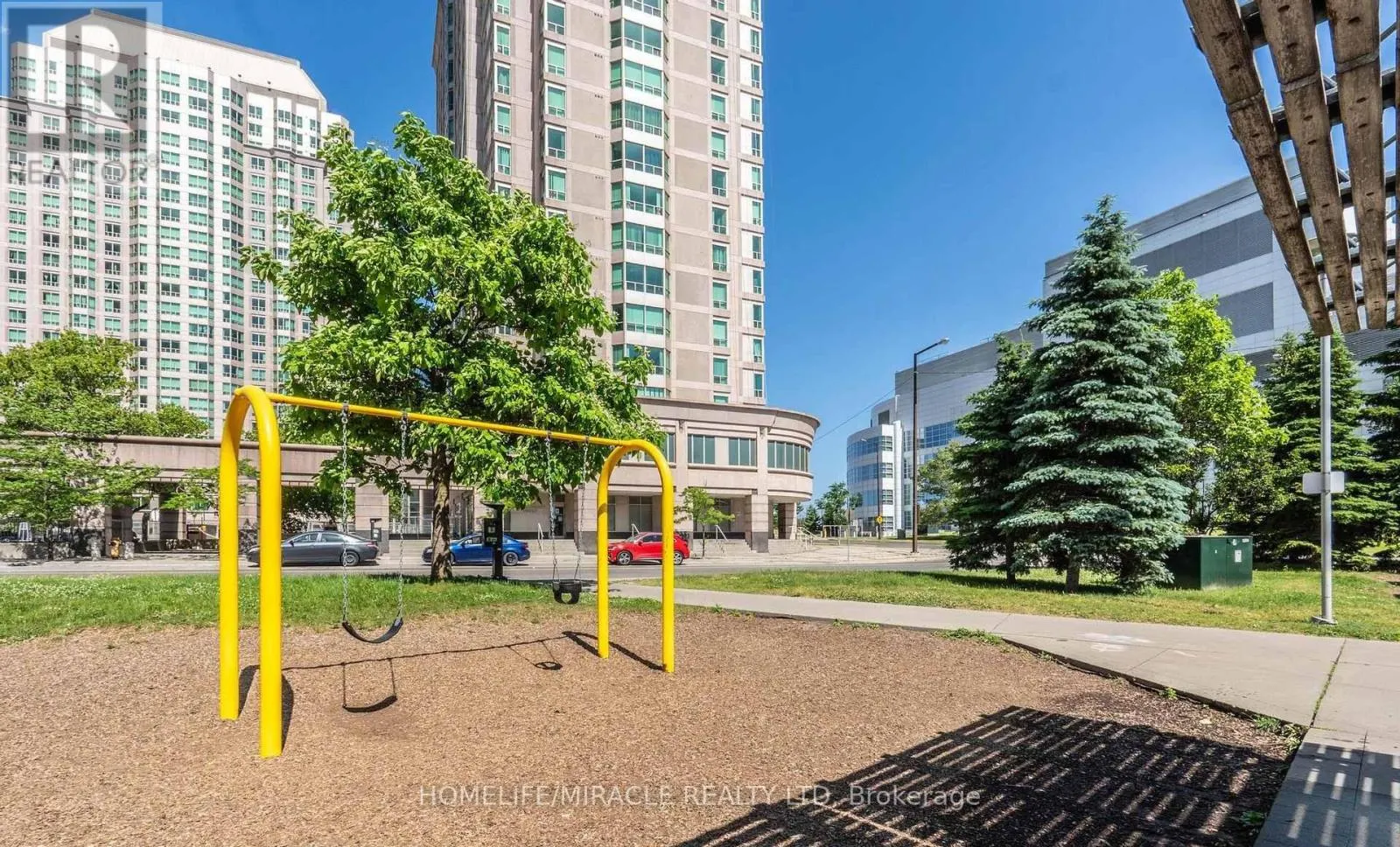 1506 - 1 LEE CENTRE DRIVE