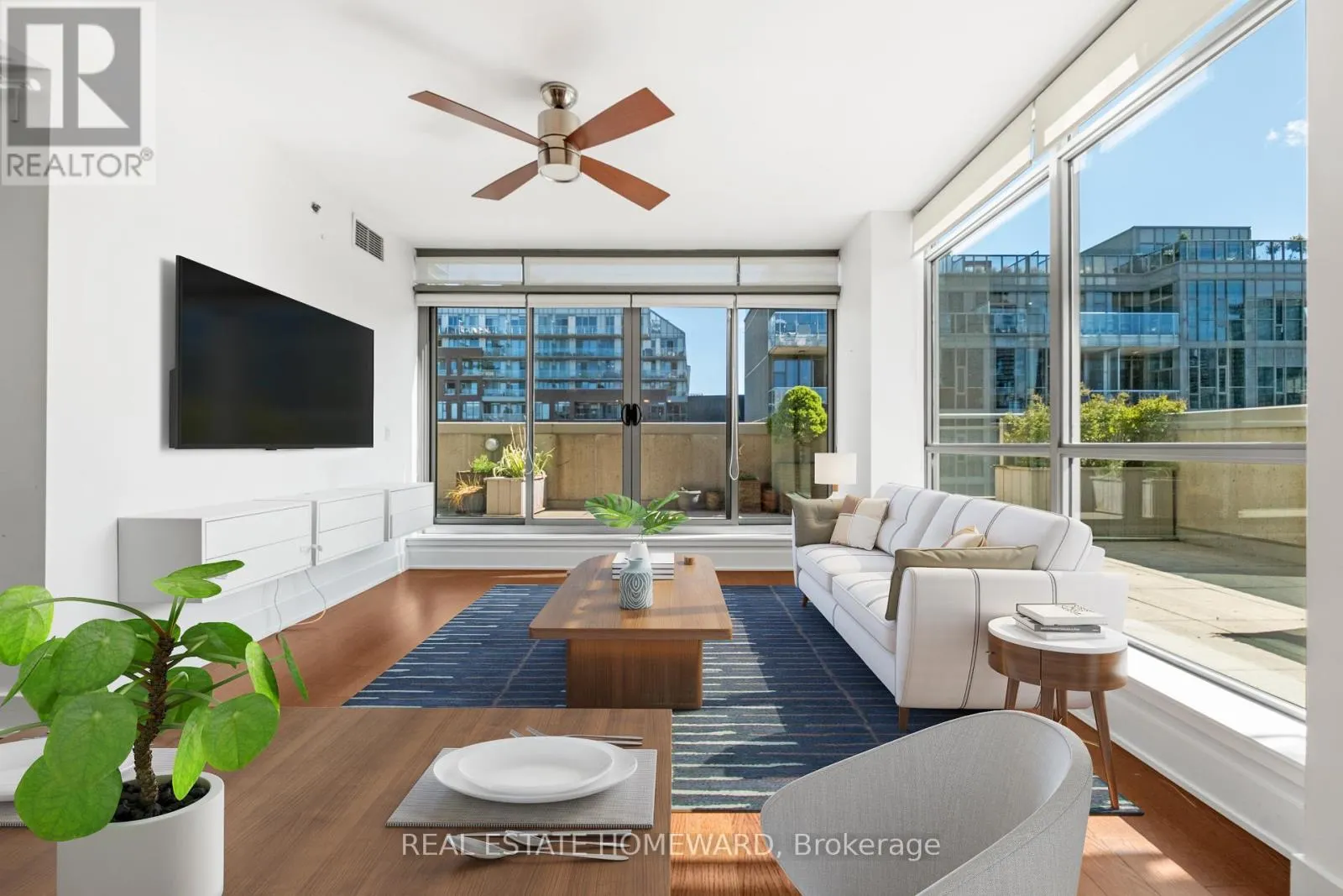 501 - 630 QUEEN STREET E