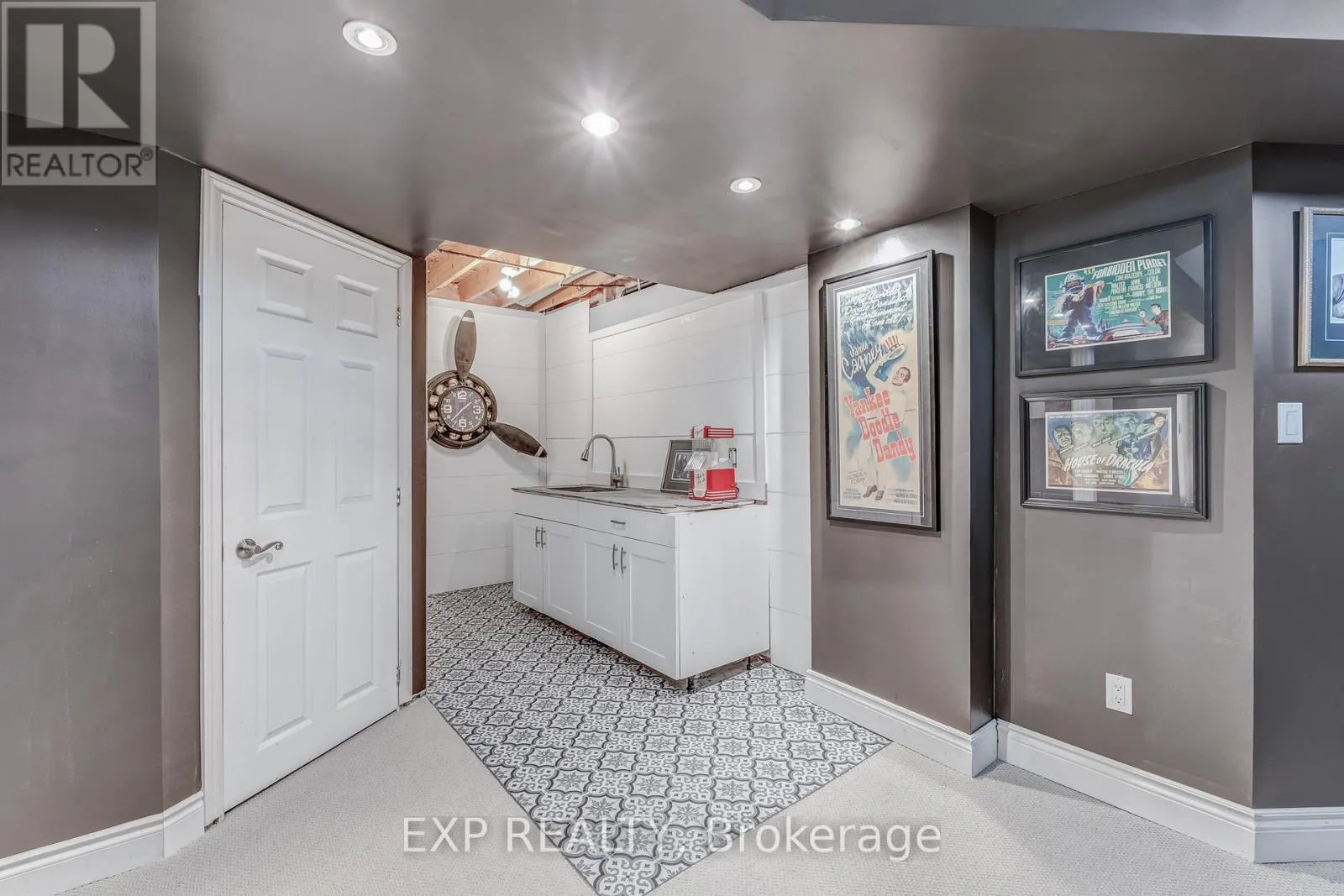 184 CACHET BOULEVARD