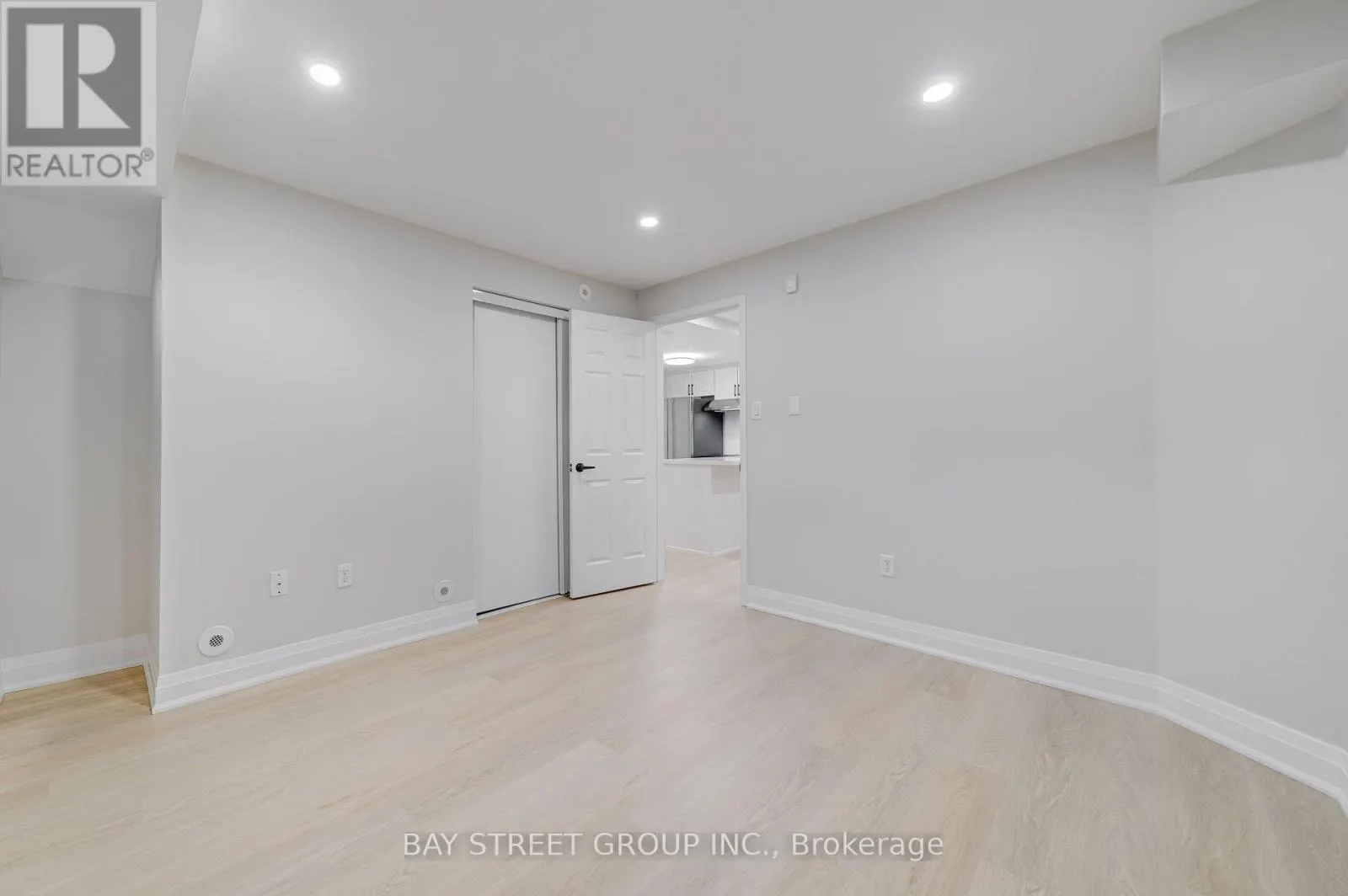 120 - 42 PINERY TRAIL