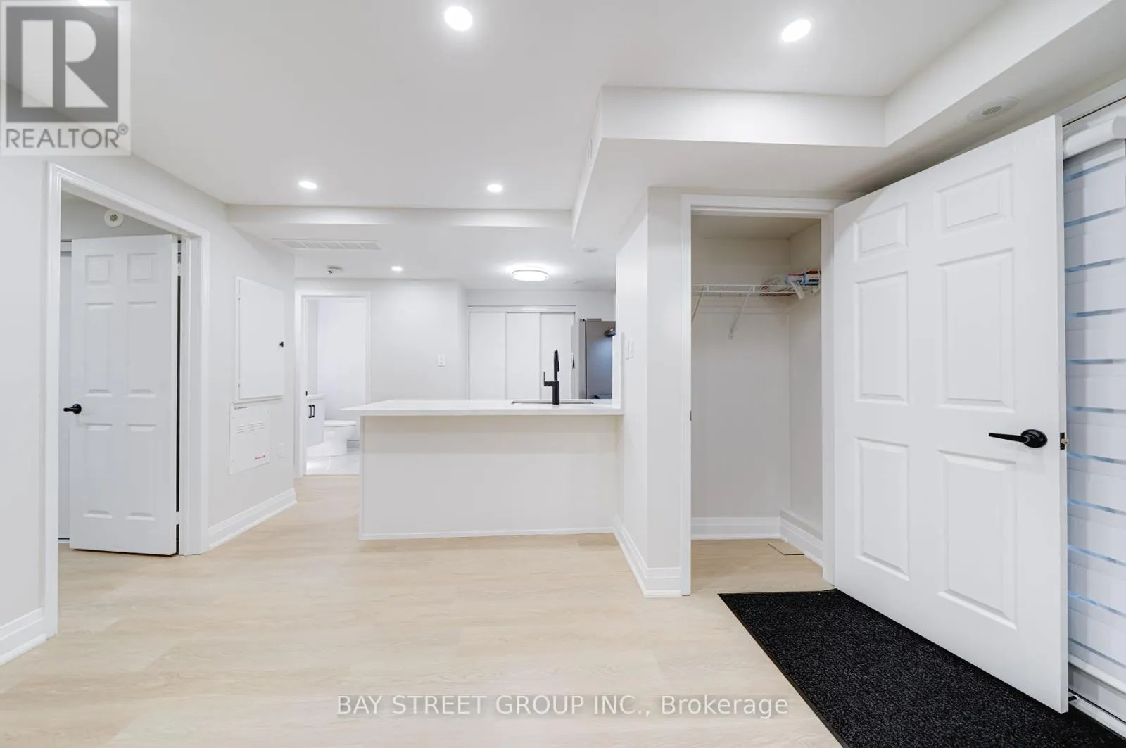 120 - 42 PINERY TRAIL