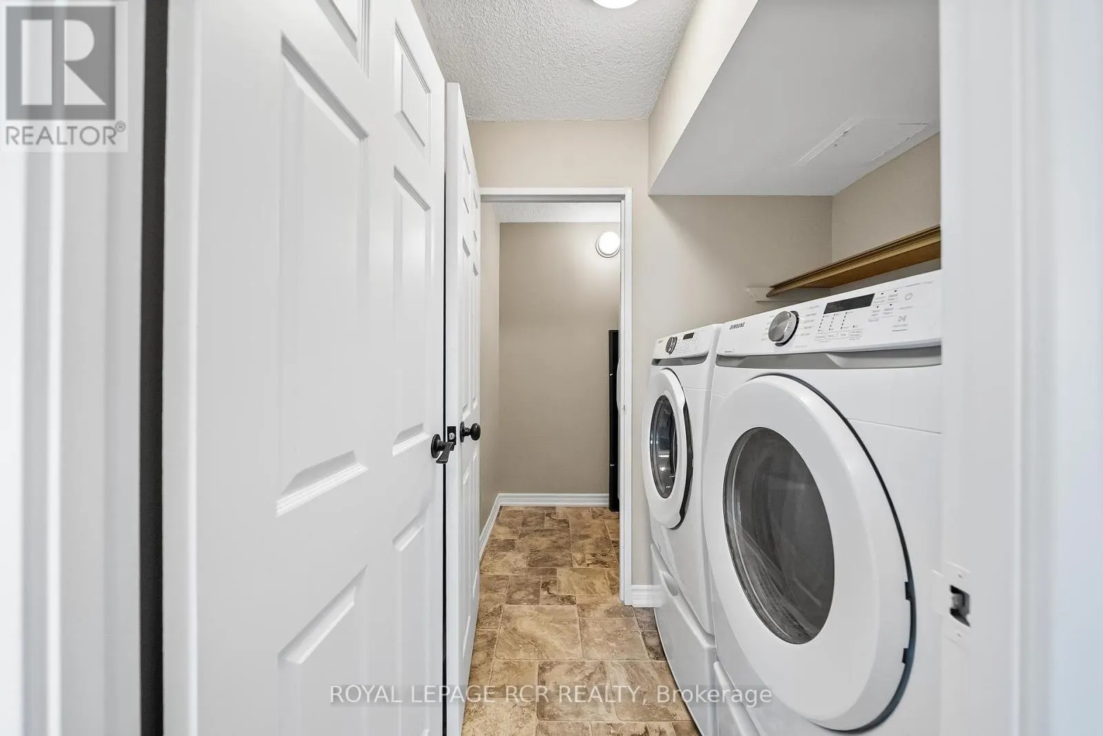 1402 - 2350 BRIDLETOWNE CIRCLE