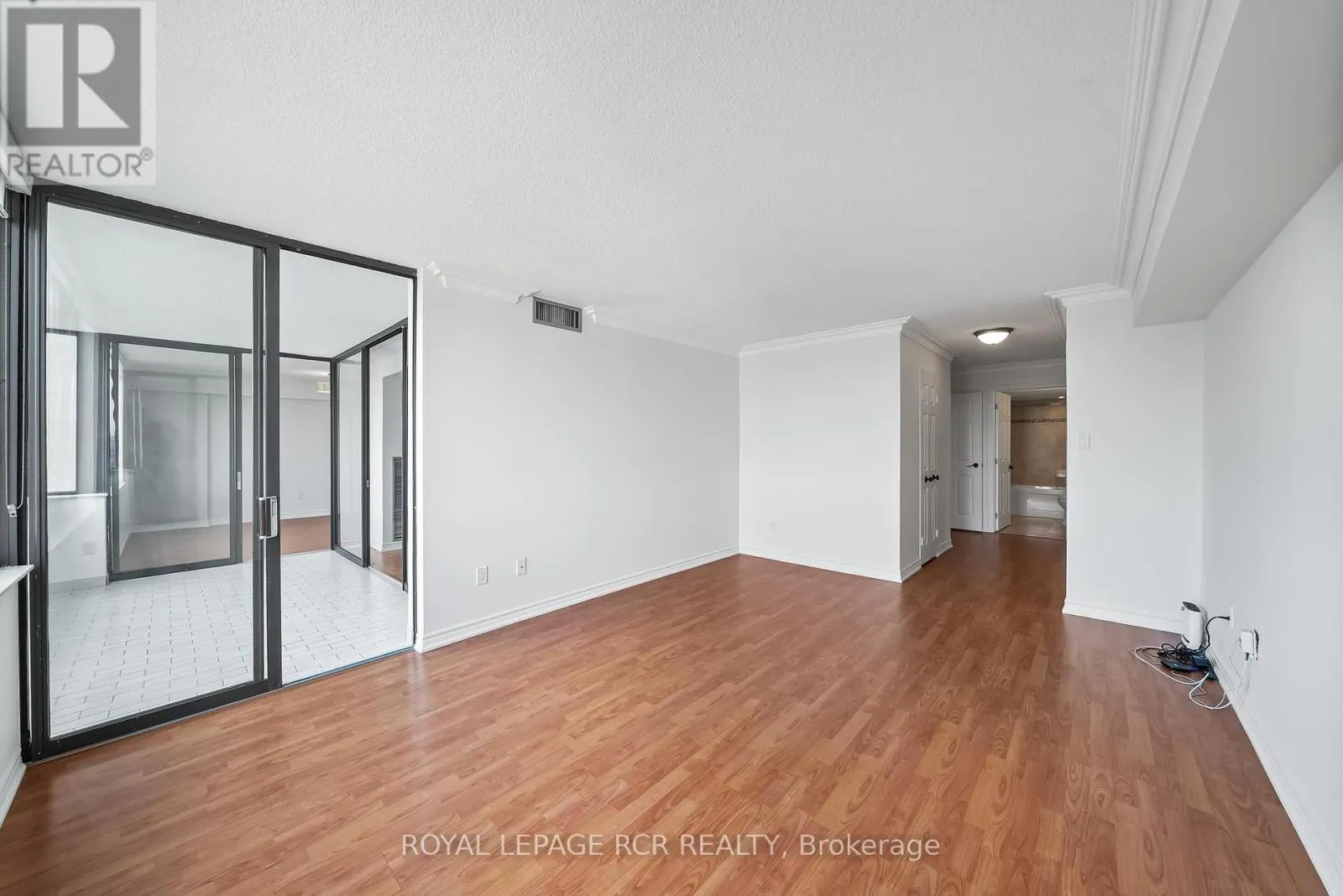 1402 - 2350 BRIDLETOWNE CIRCLE