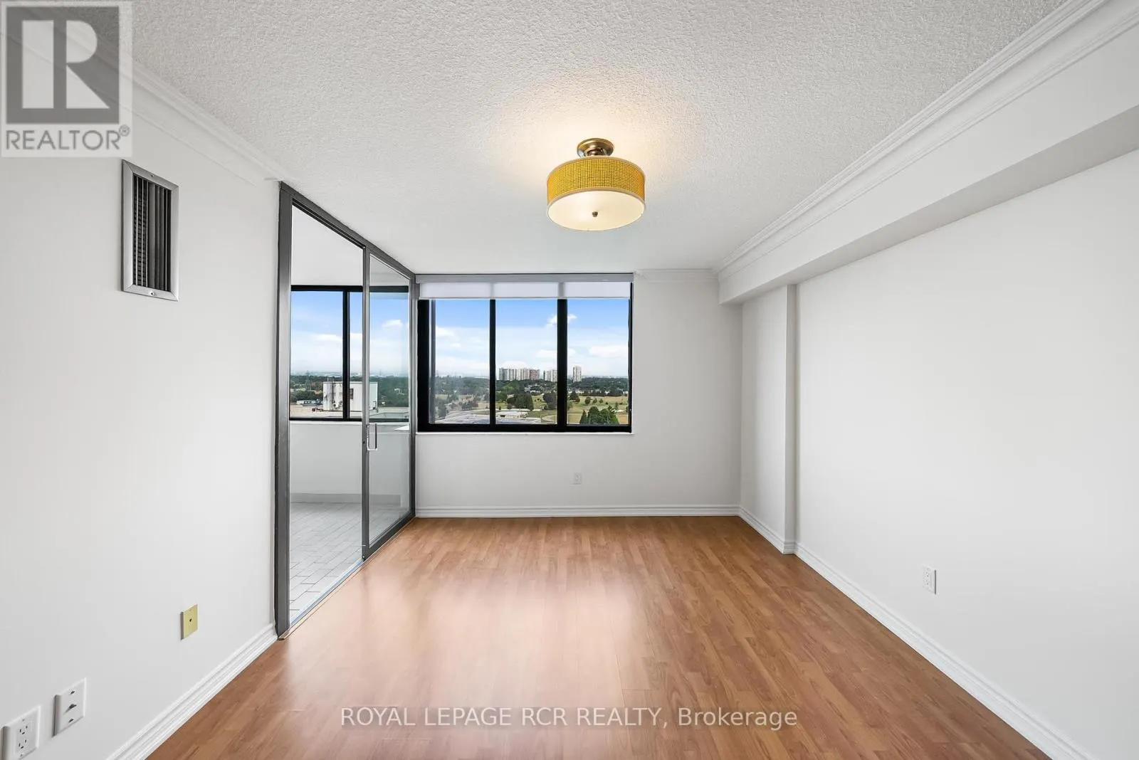 1402 - 2350 BRIDLETOWNE CIRCLE