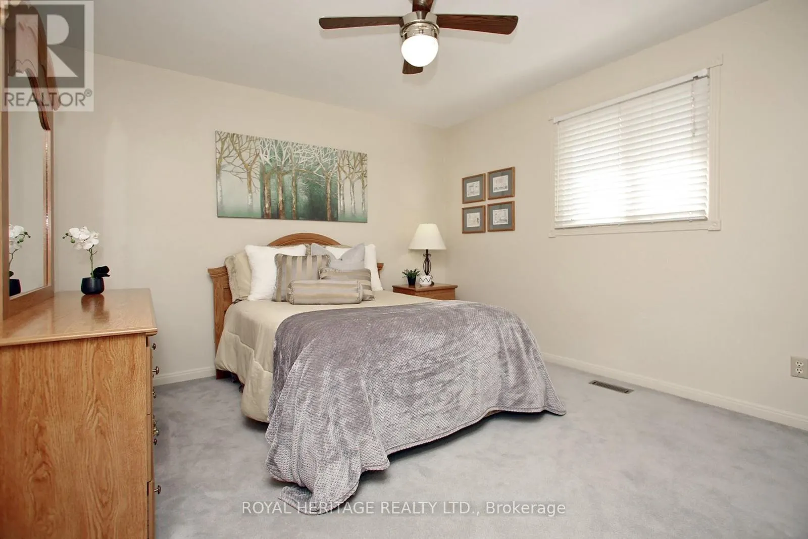 566 CREEKVIEW CIRCLE