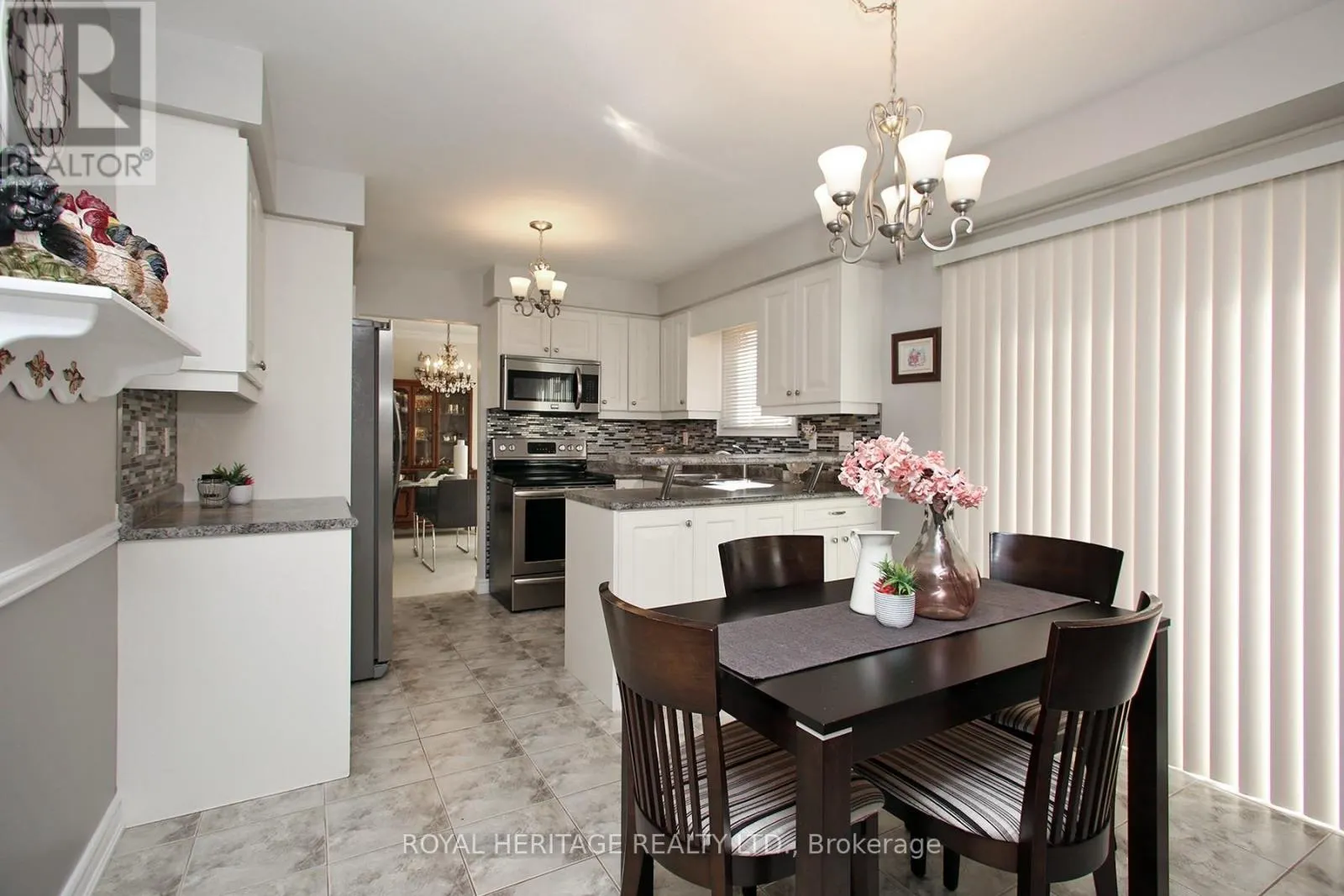 566 CREEKVIEW CIRCLE