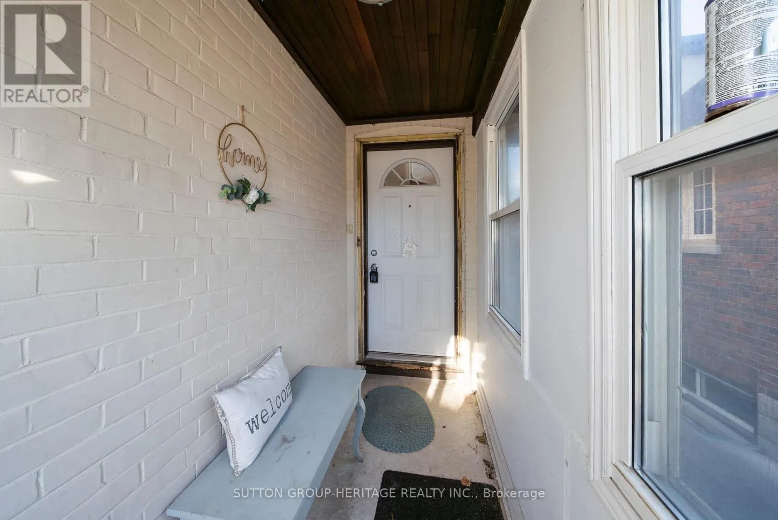637 MASSON STREET