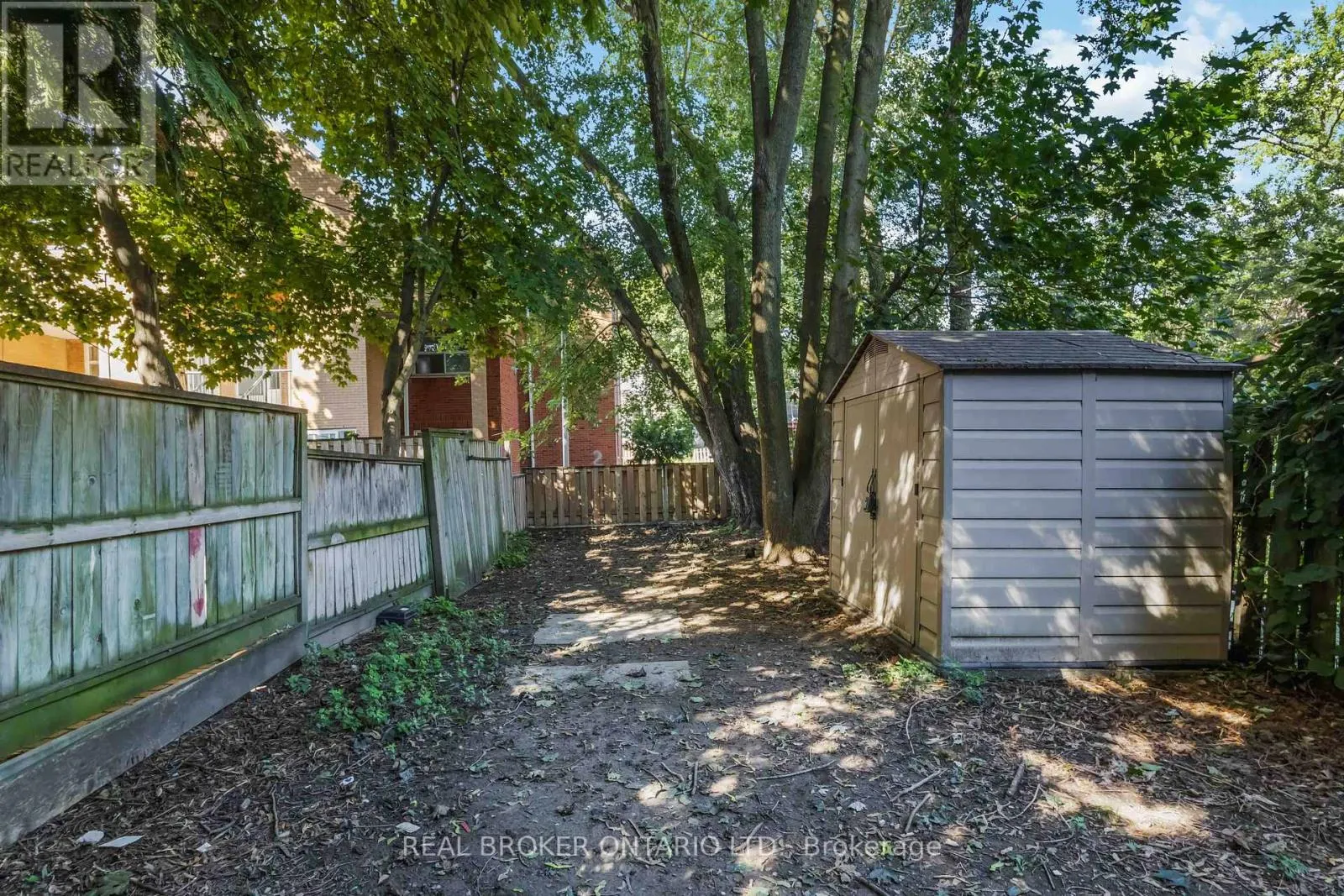 MAIN - 22 CURZON STREET E
