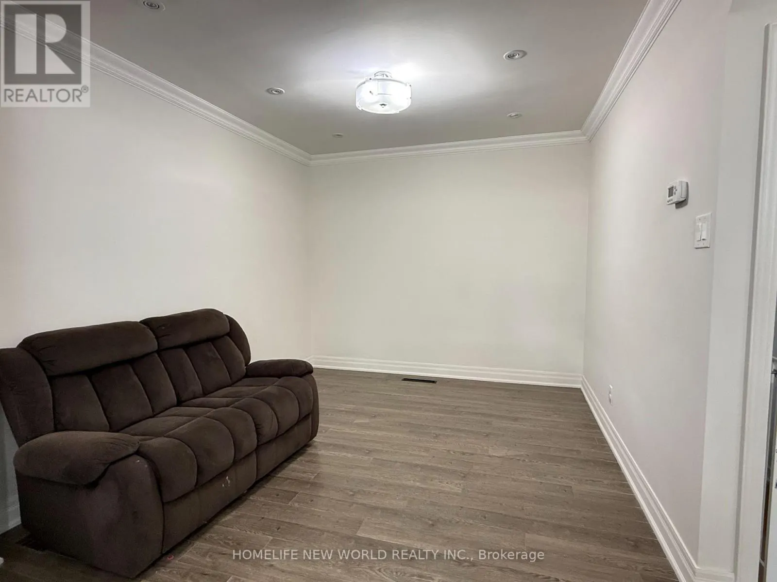 111 VAUXHALL DRIVE