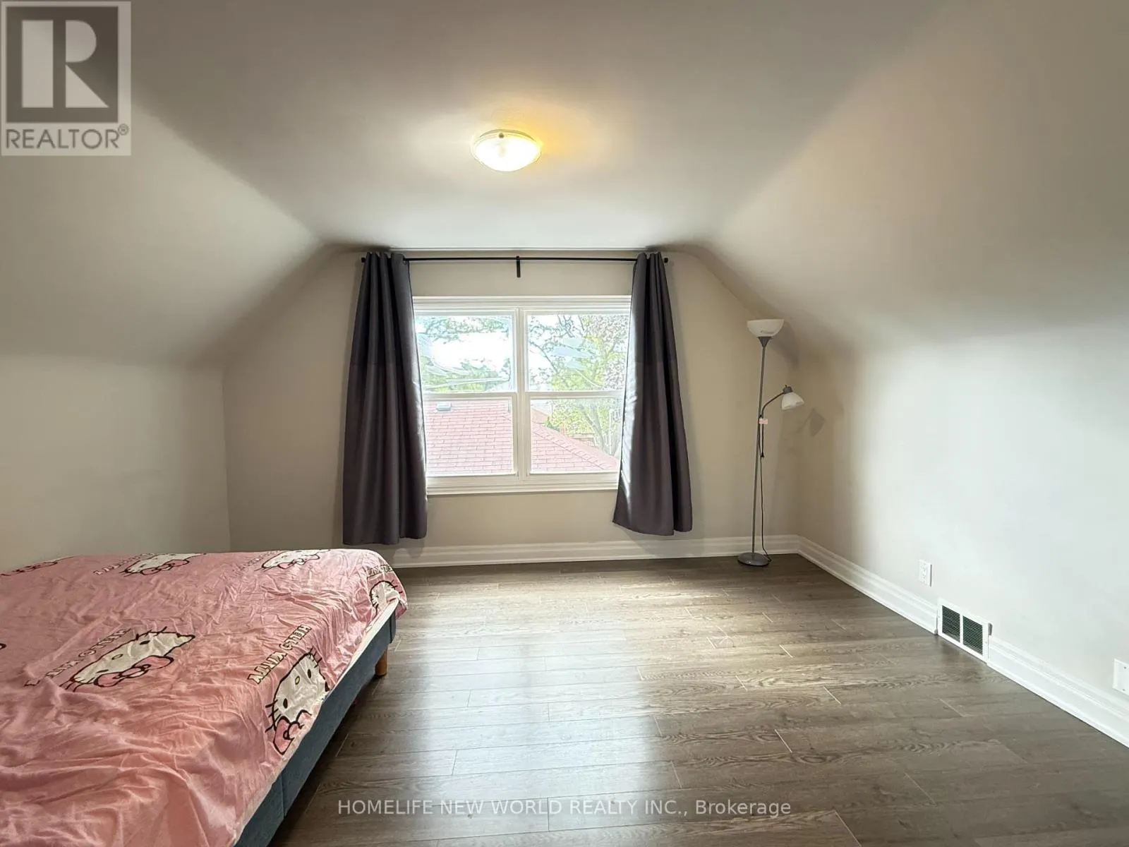 111 VAUXHALL DRIVE