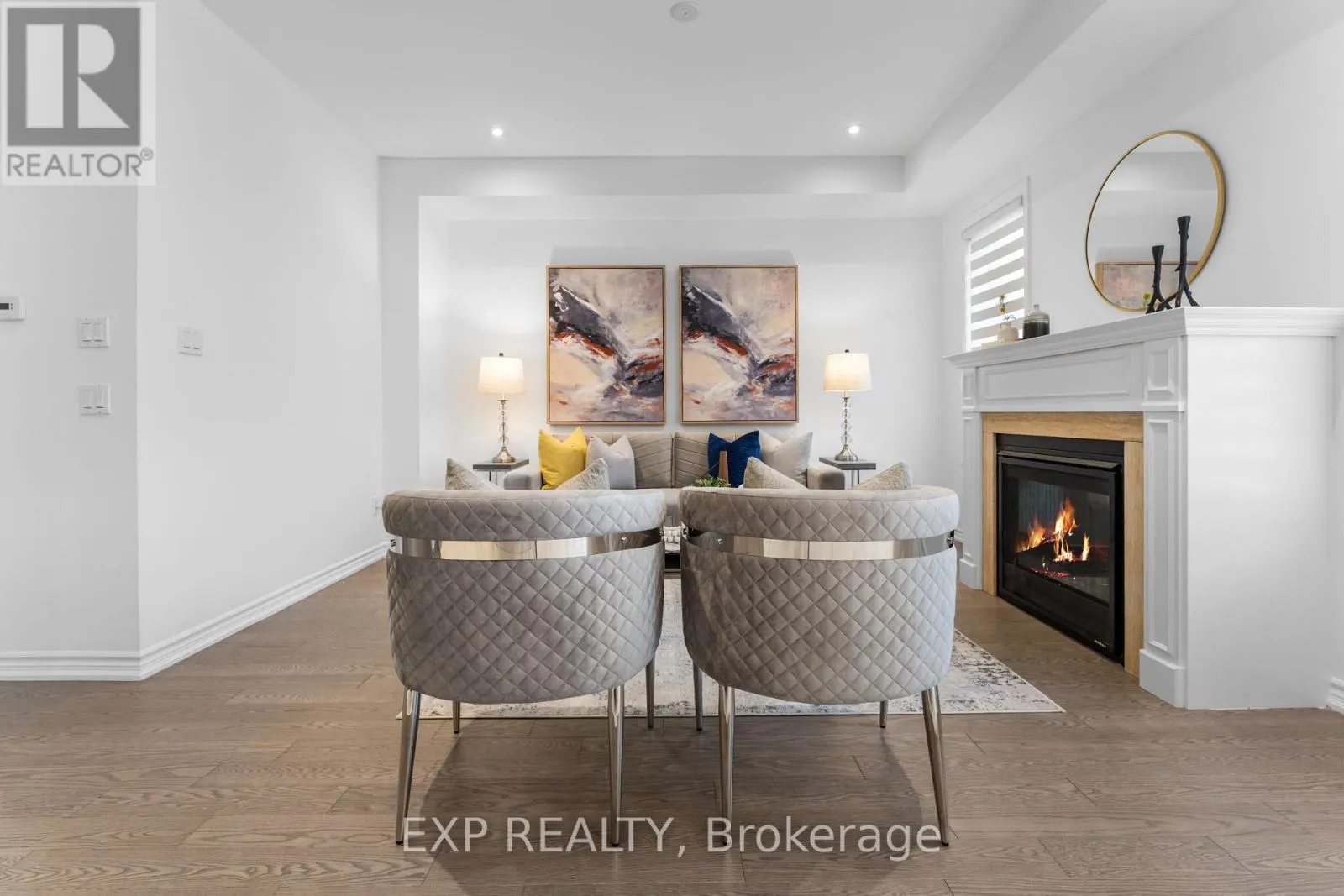 10 HICKLING LANE