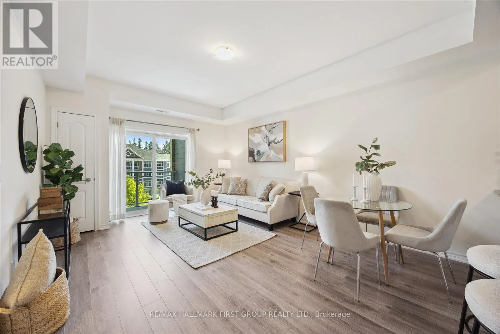 402 - 670 GORDON STREET, #402