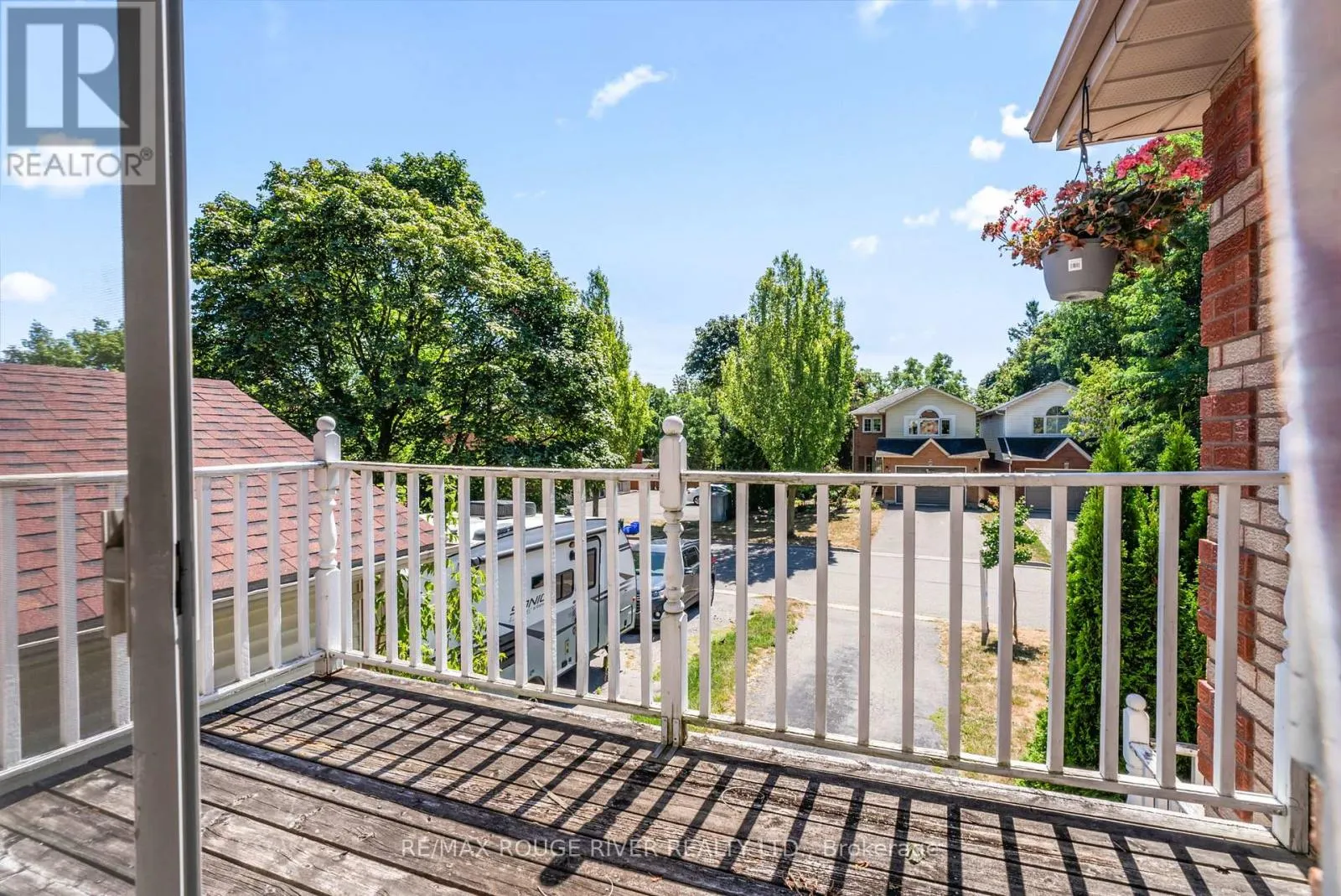 16 BORLAND COURT