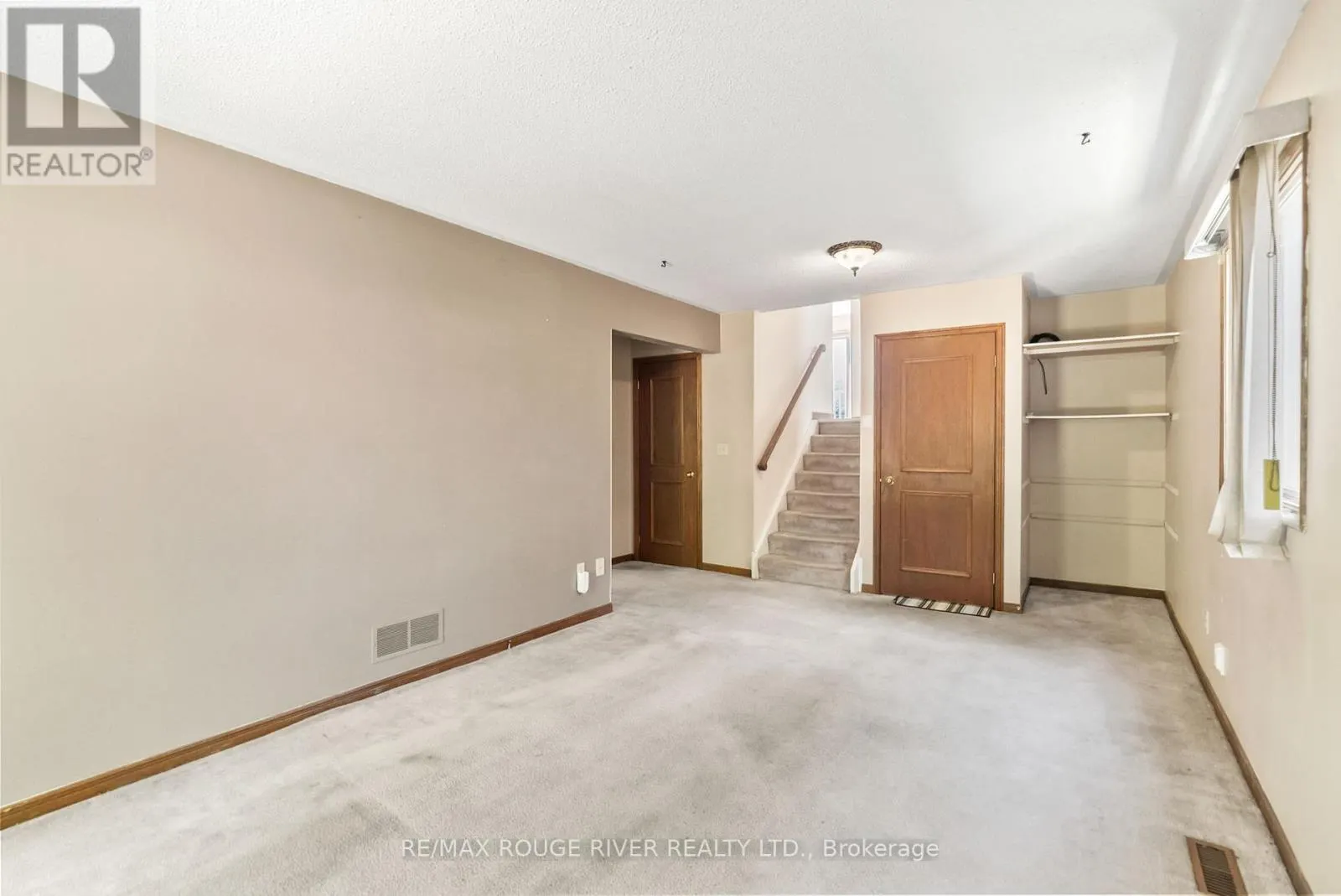 16 BORLAND COURT