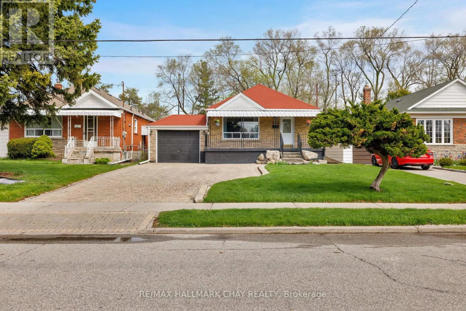 239 ELLINGTON DRIVE