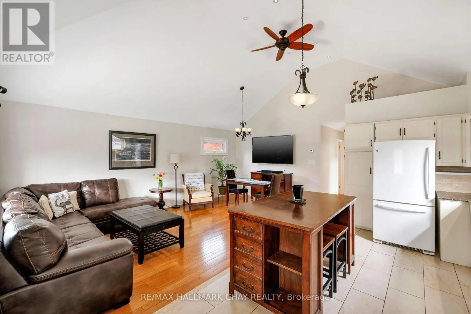 239 ELLINGTON DRIVE