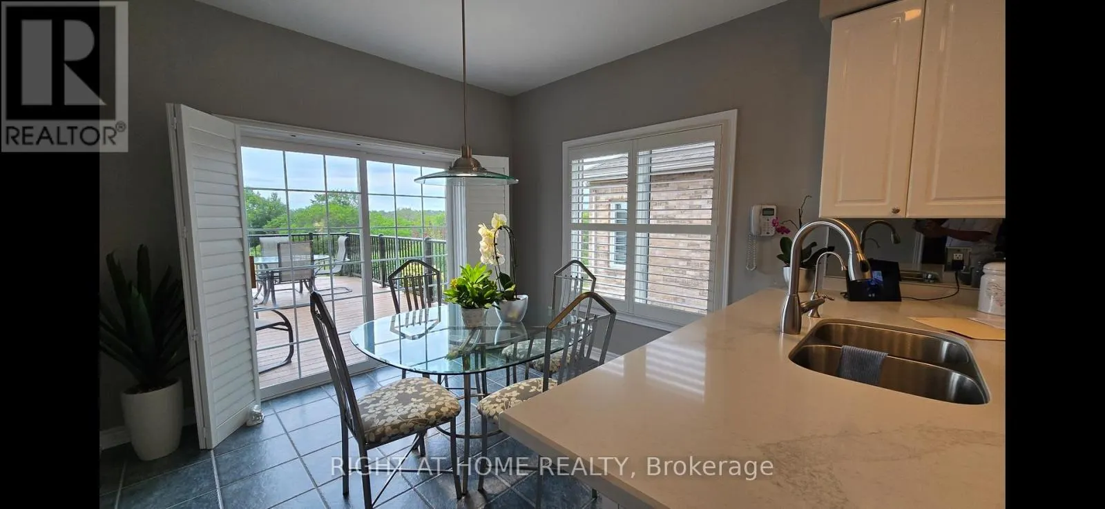 299 WATERBURY CRESCENT