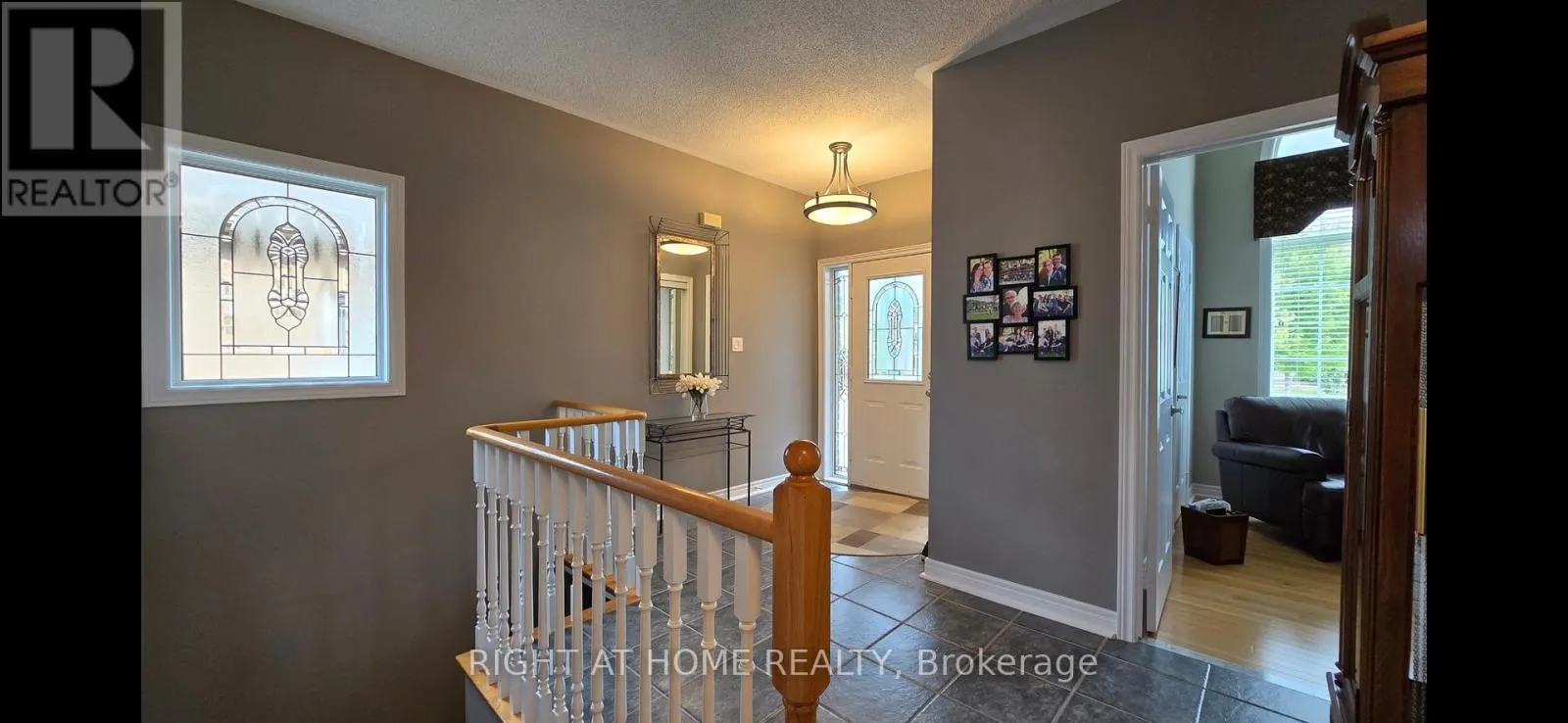 299 WATERBURY CRESCENT