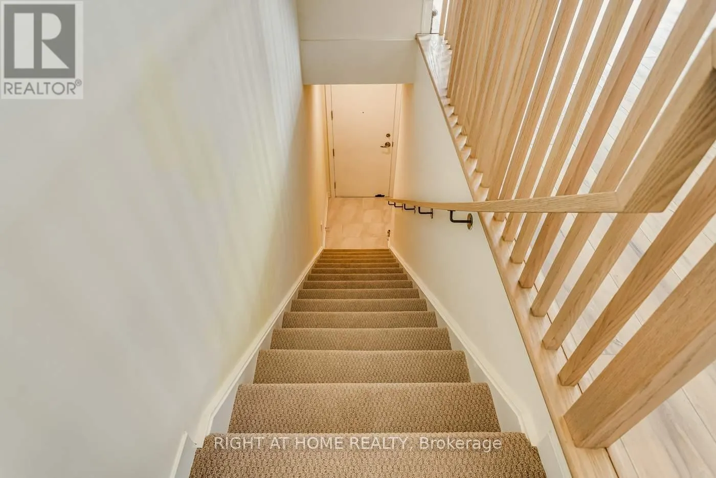 114 - 755 OMEGA DRIVE