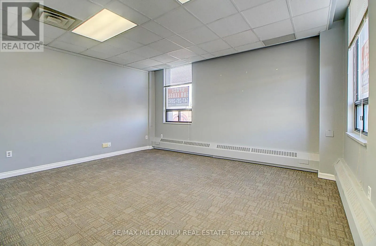 304 - 101 DUNDAS STREET