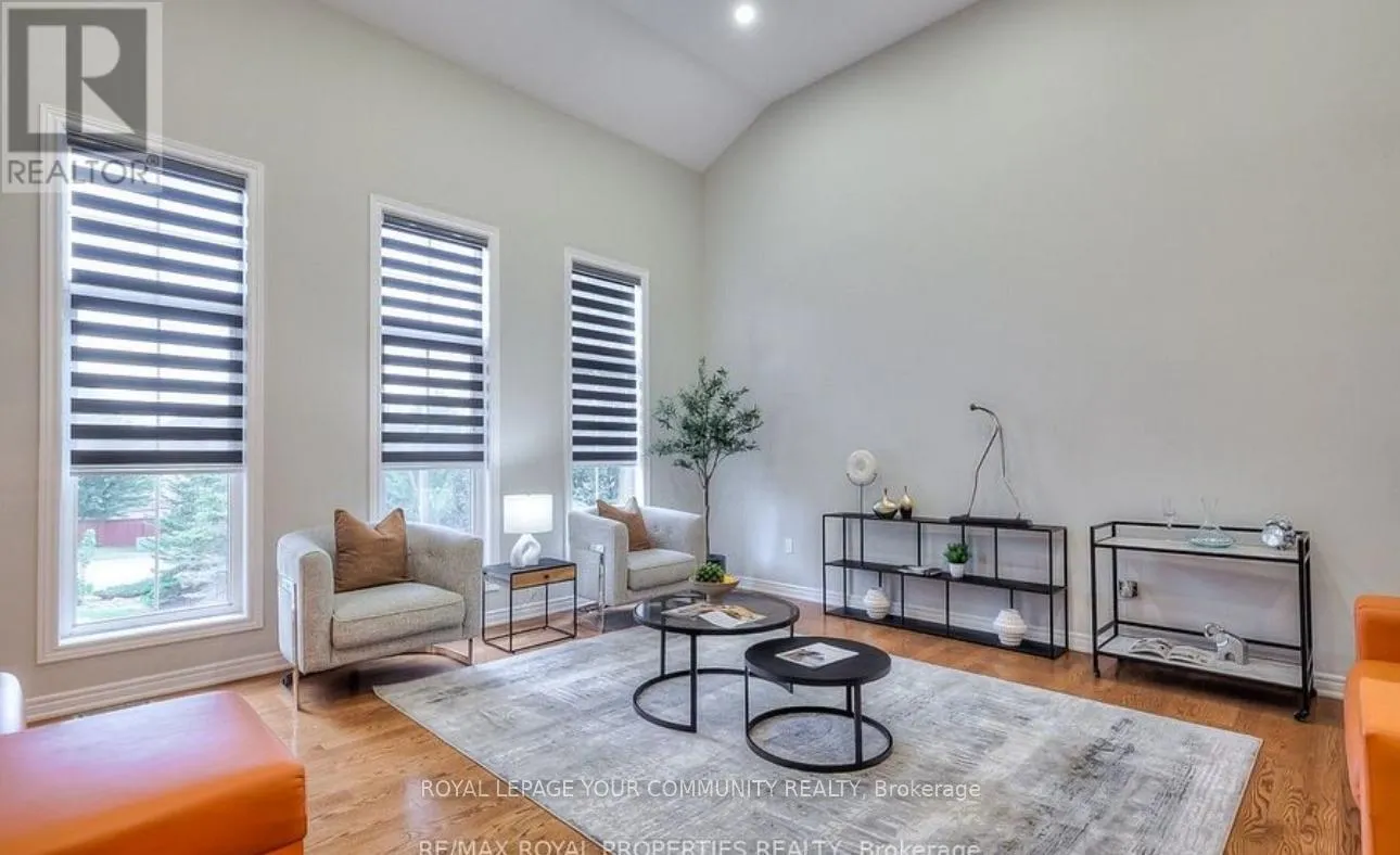 8 SPEIGHT COURT