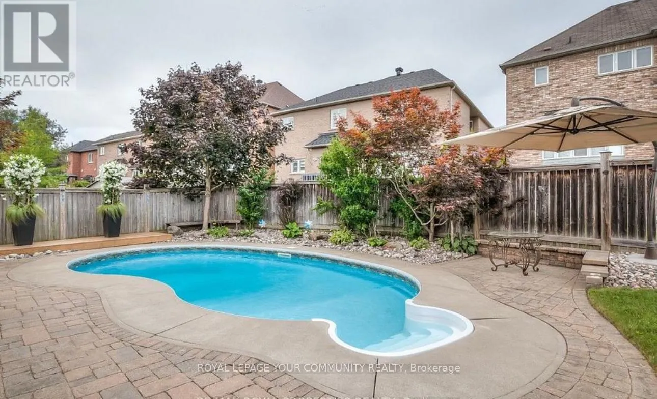 8 SPEIGHT COURT