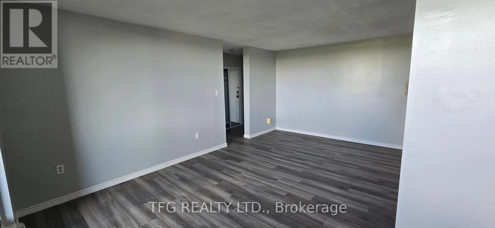 503 - 1371 SIMCOE STREET N, #503