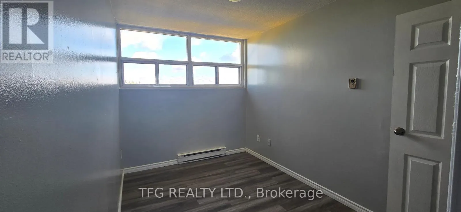503 - 1371 SIMCOE STREET N, #503