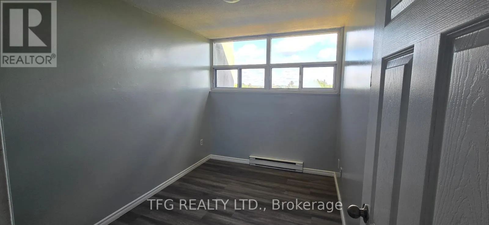 503 - 1371 SIMCOE STREET N, #503