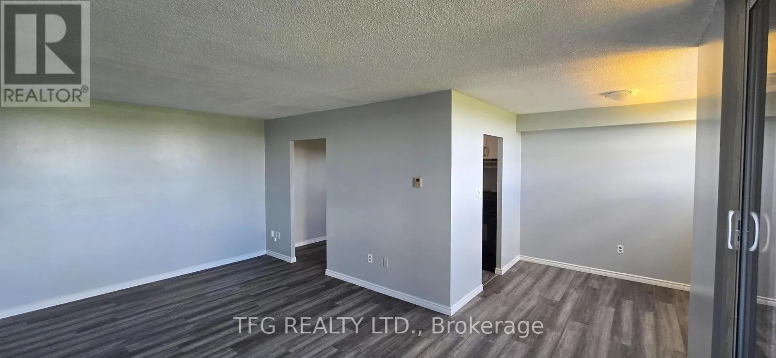 503 - 1371 SIMCOE STREET N, #503