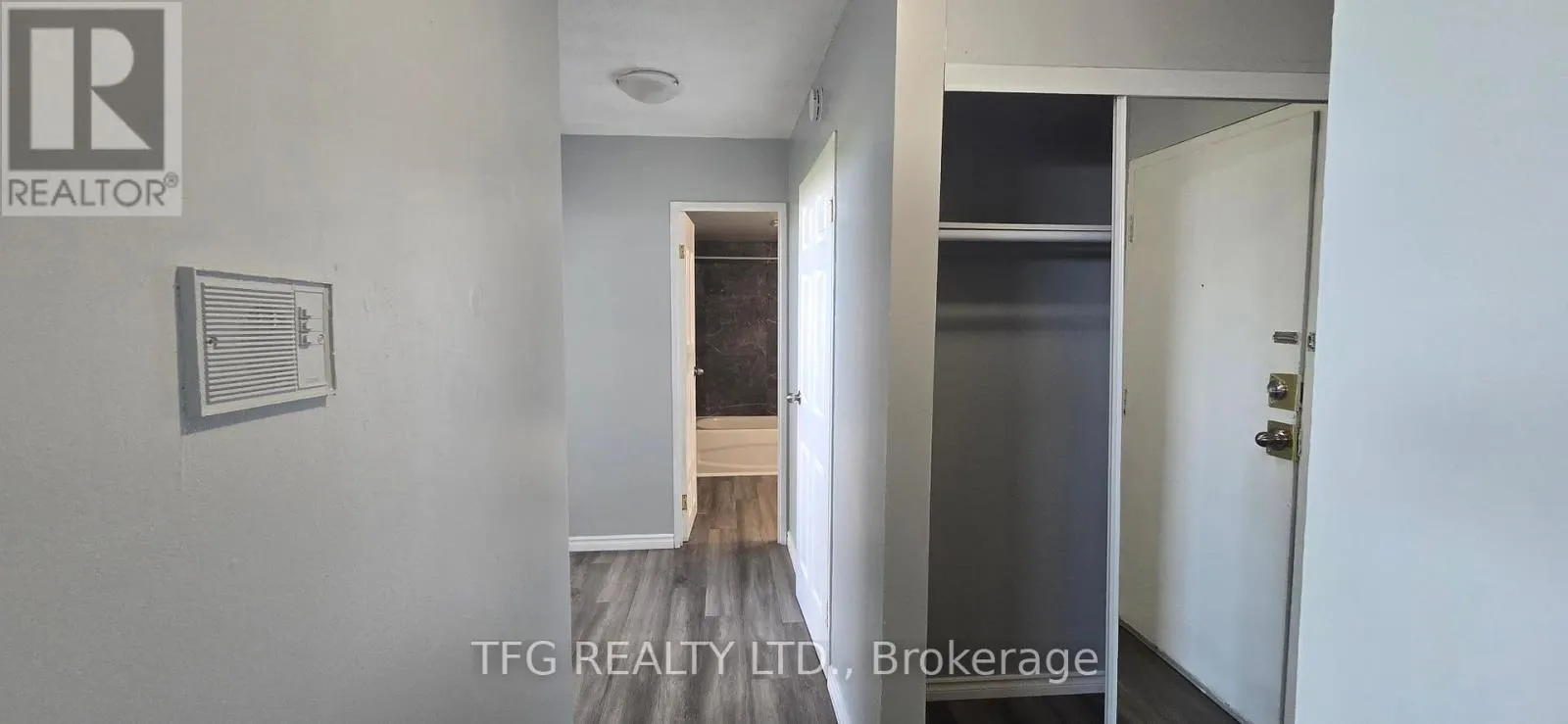 503 - 1371 SIMCOE STREET N, #503