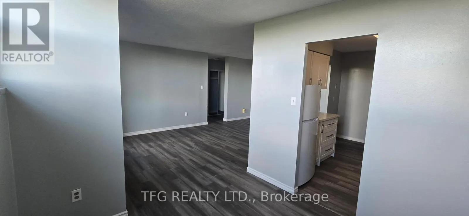 503 - 1371 SIMCOE STREET N, #503