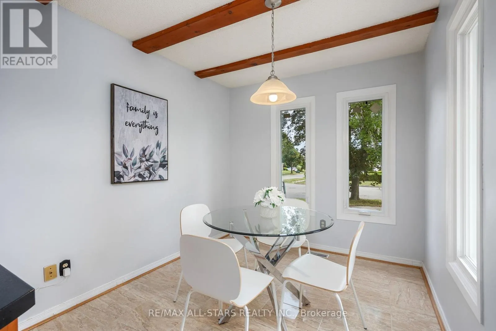 1247 CANBOROUGH CRESCENT