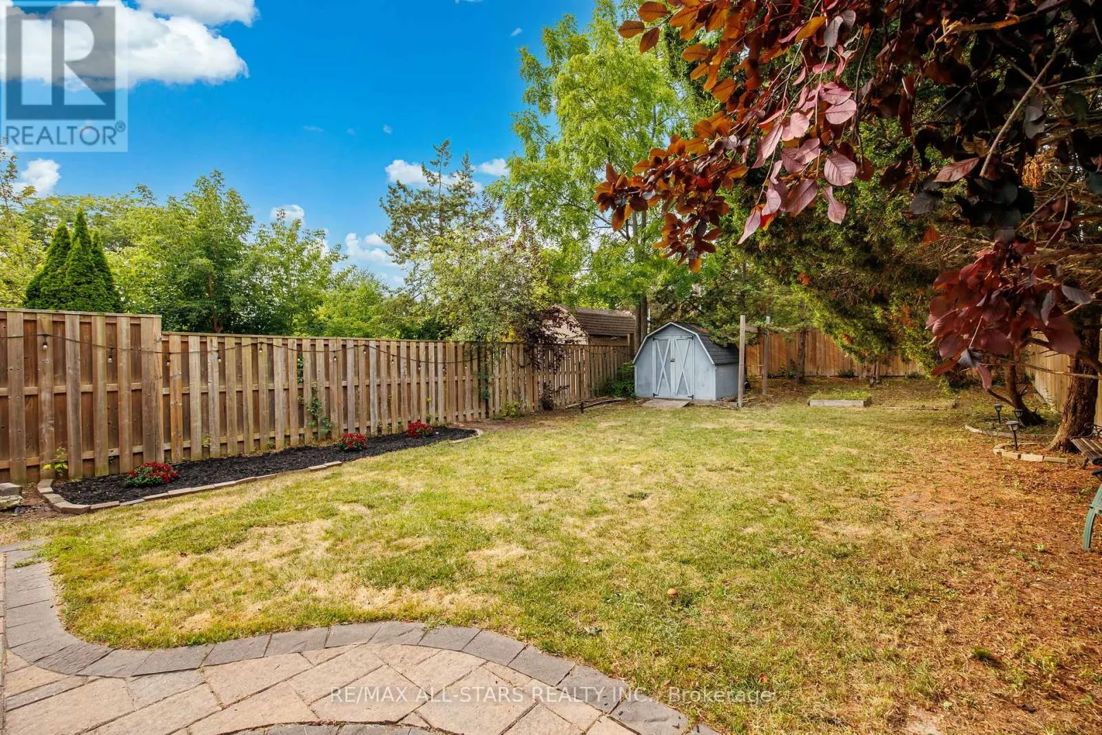 1247 CANBOROUGH CRESCENT
