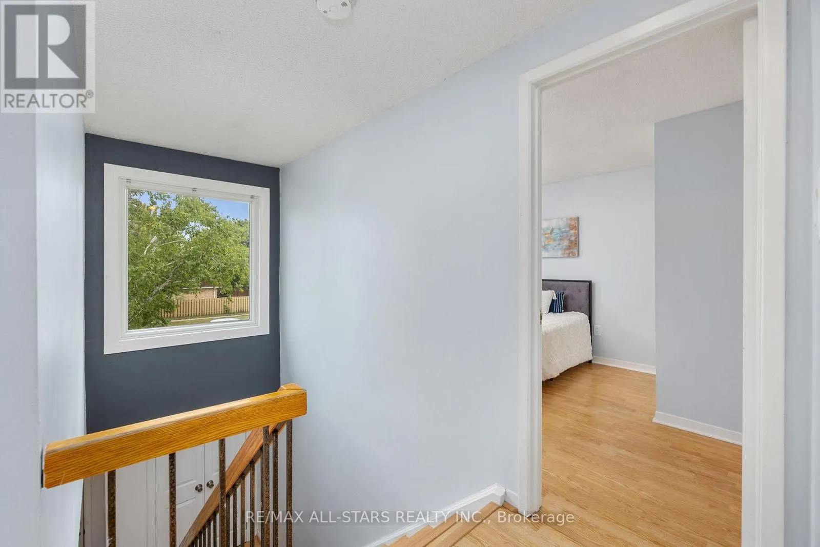 1247 CANBOROUGH CRESCENT