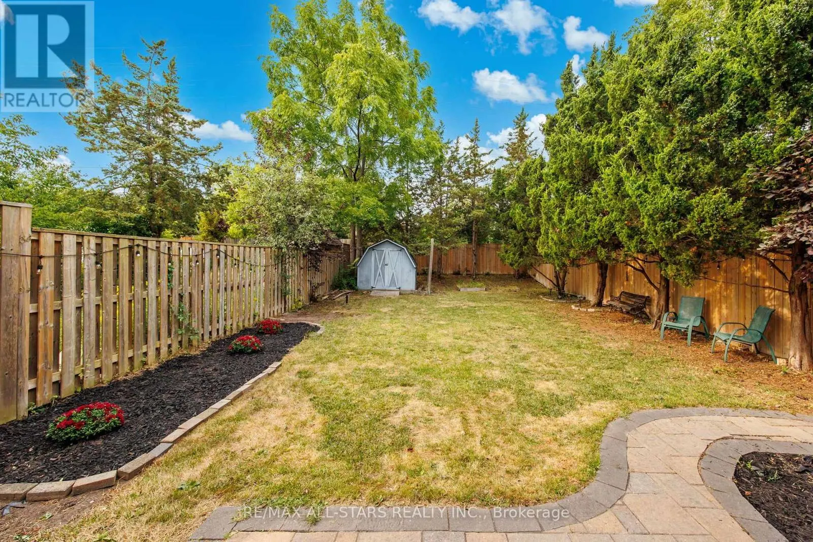 1247 CANBOROUGH CRESCENT