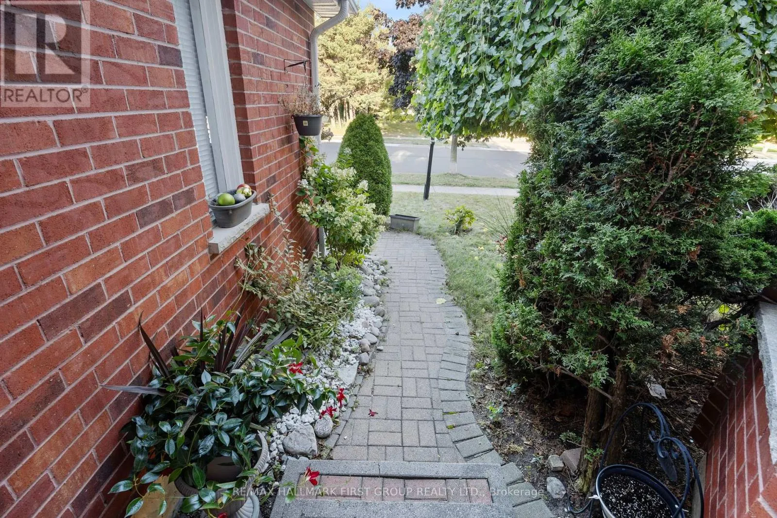 68 FOREST HEIGHTS STREET
