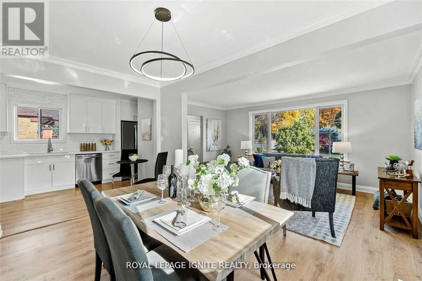 35 ARCHWOOD CRESCENT