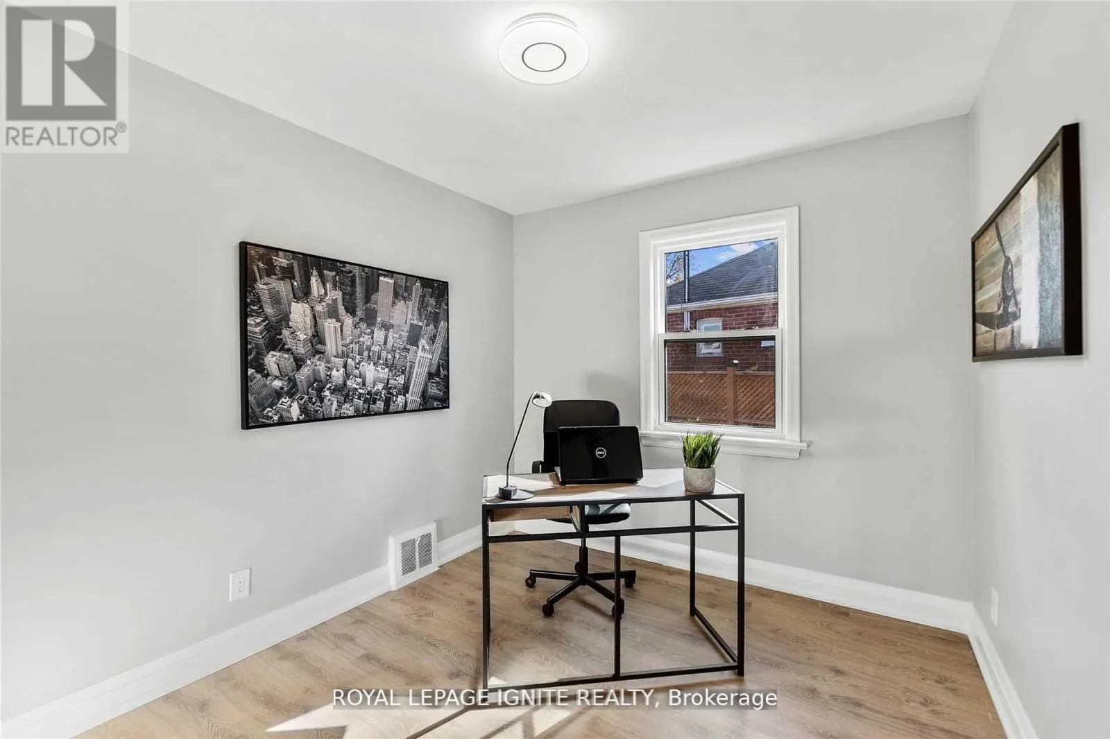 35 ARCHWOOD CRESCENT