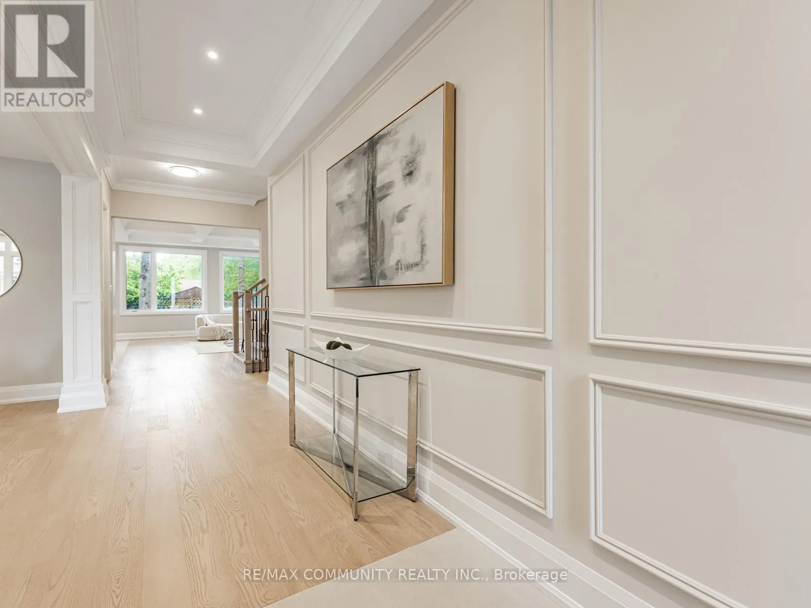 37 SUGARBUSH SQUARE