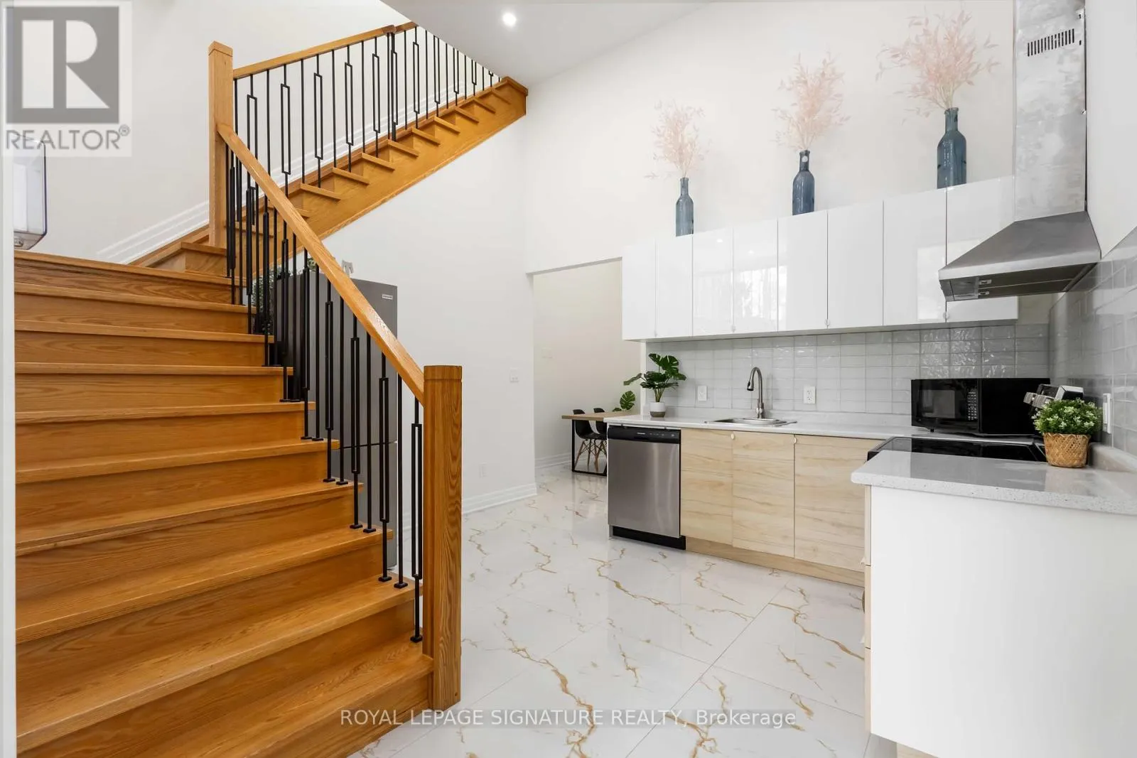 160 BYNG AVENUE