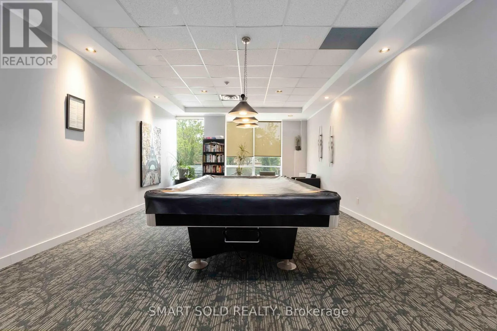 514 - 711 ROSSLAND ROAD E