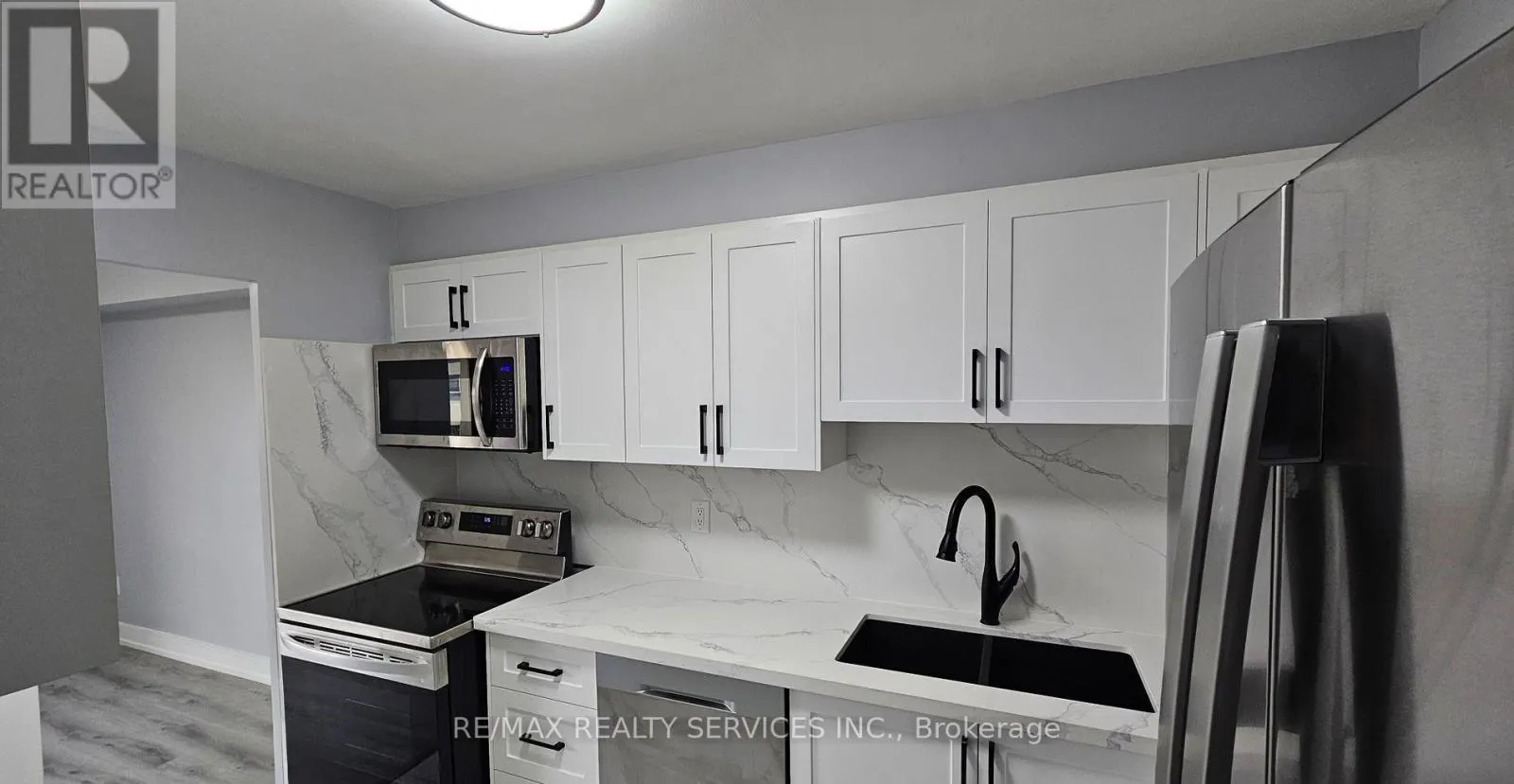 207 - 1 MASSEY SQUARE