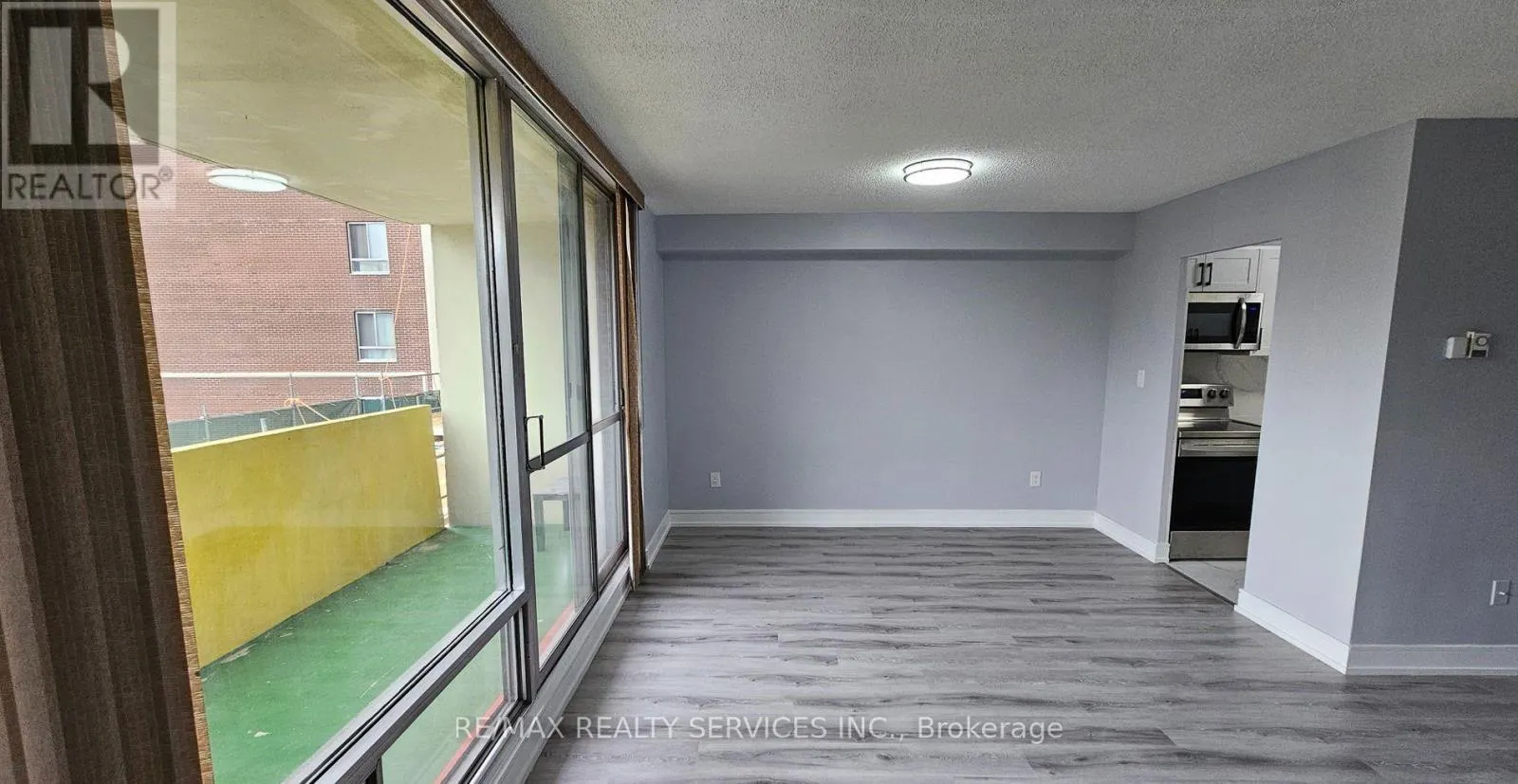207 - 1 MASSEY SQUARE