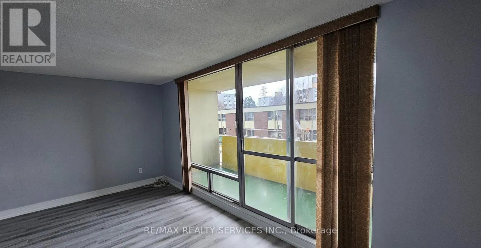 207 - 1 MASSEY SQUARE