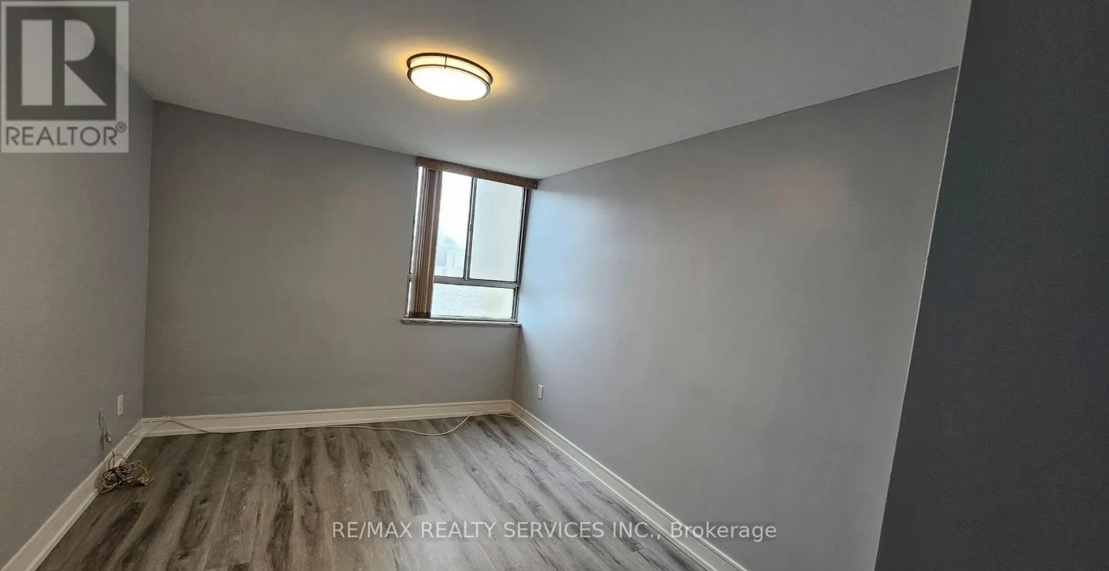 207 - 1 MASSEY SQUARE