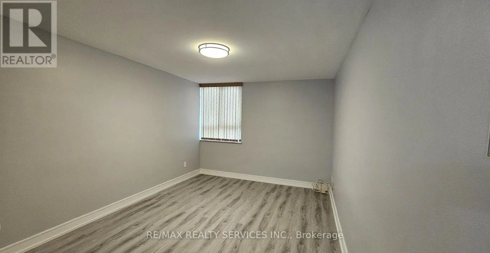 207 - 1 MASSEY SQUARE