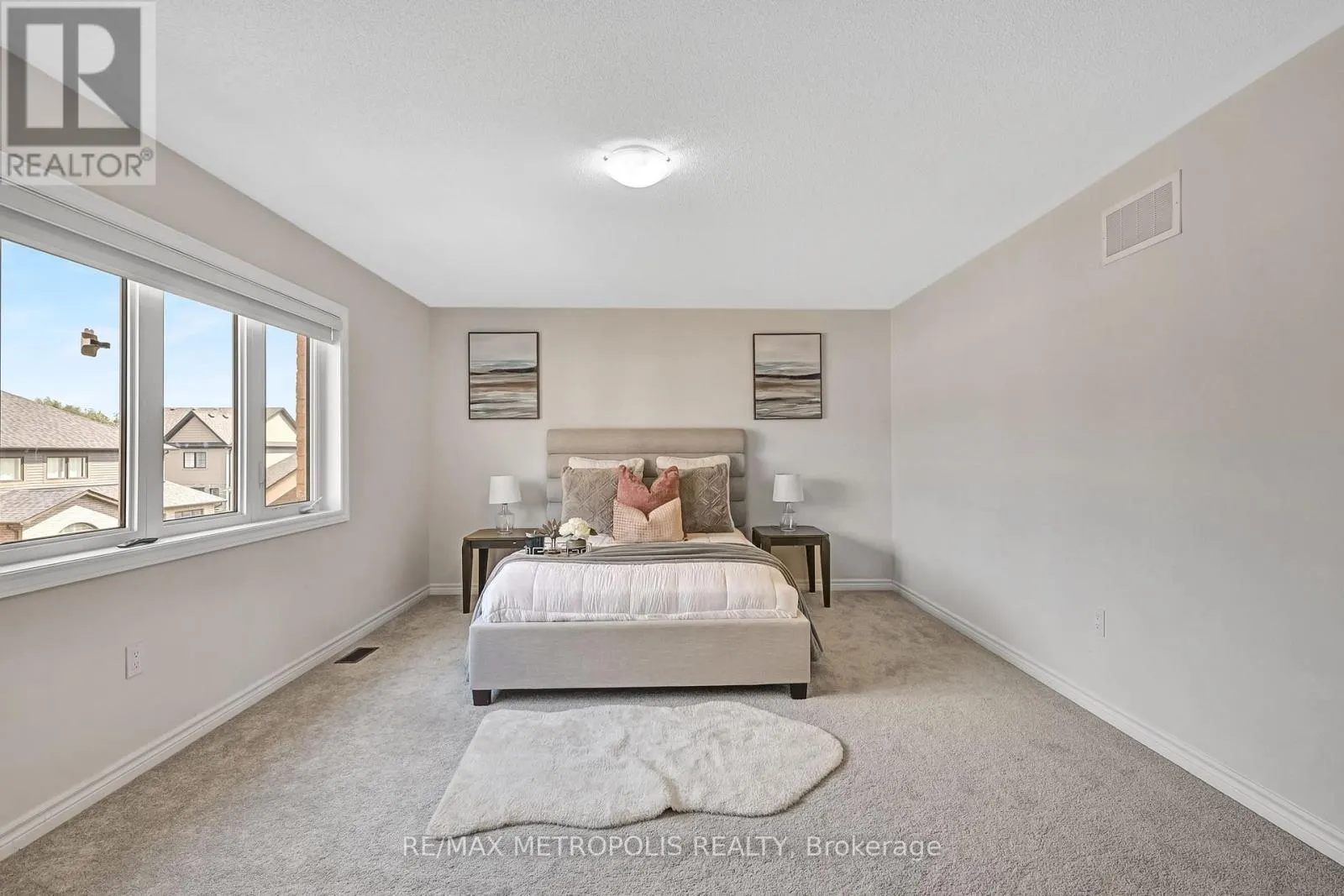 MAIN & UPPER - 15 DOUGLAS KEMP CRESCENT