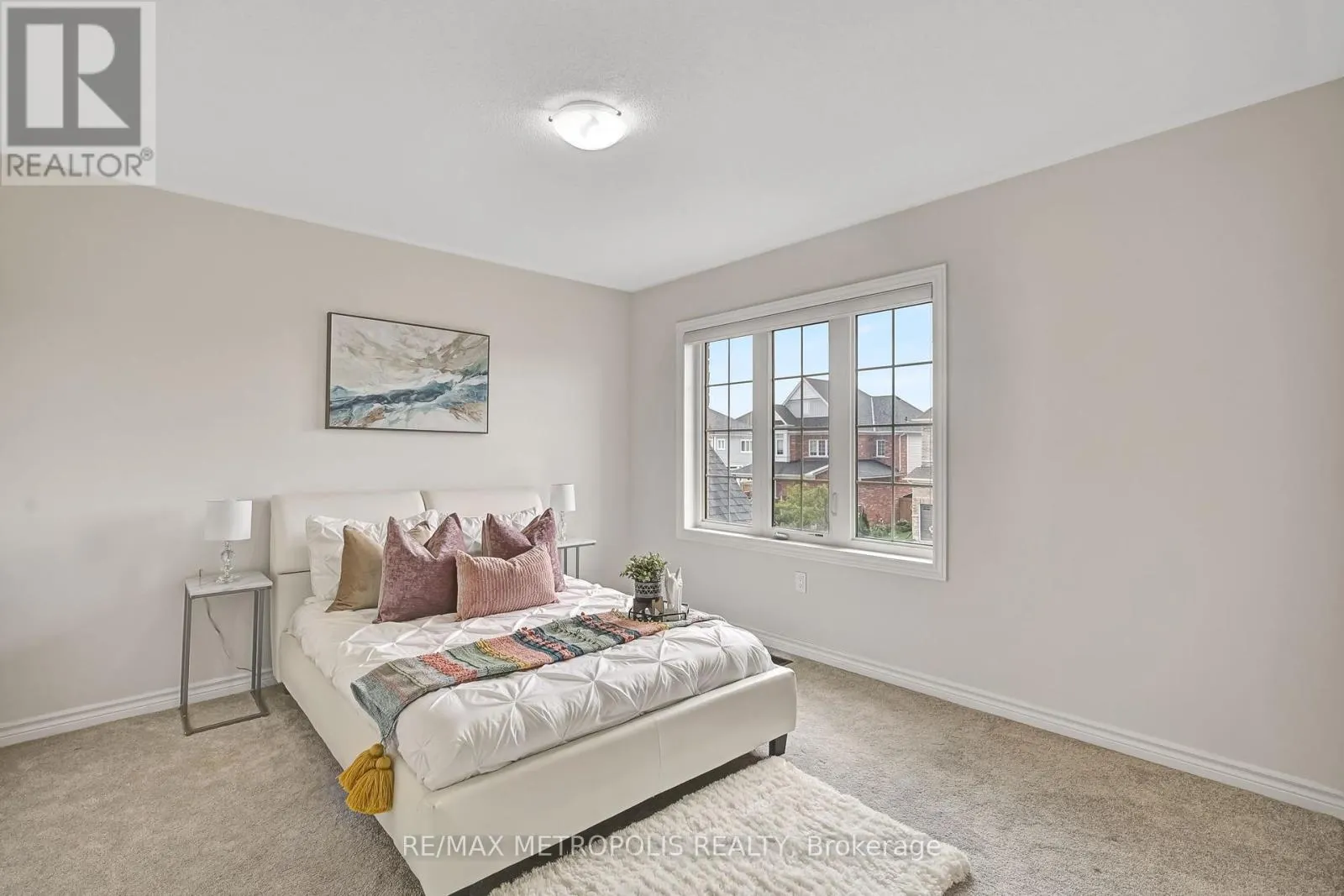 MAIN & UPPER - 15 DOUGLAS KEMP CRESCENT