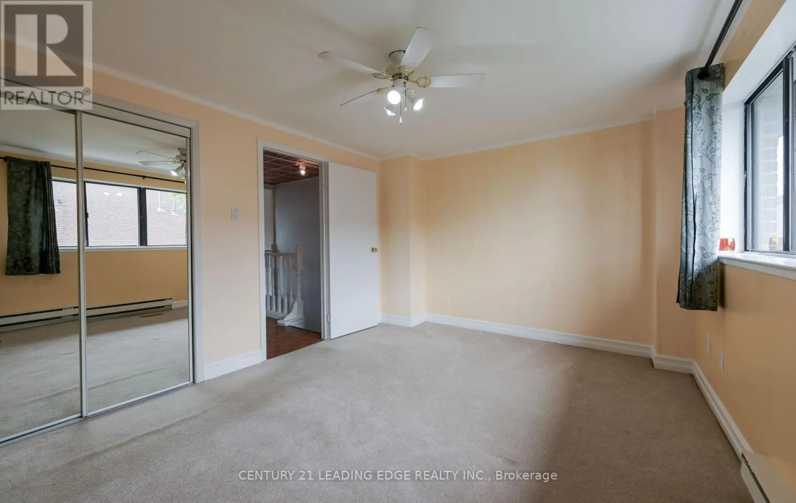 70 - 28 LIVINGSTON ROAD
